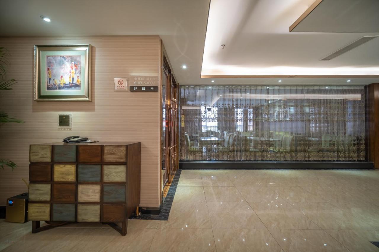 Relteem Hotel Жонгшан Екстериор снимка